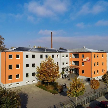 Dock1 Hotel Regensburg Luaran gambar