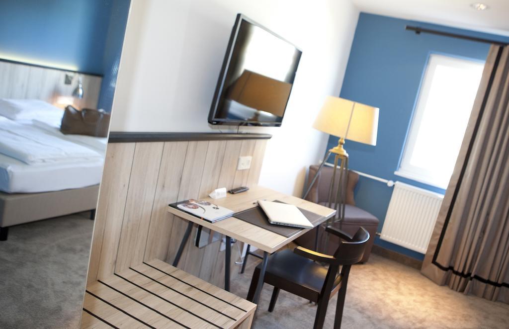 Dock1 Hotel Regensburg Bilik gambar